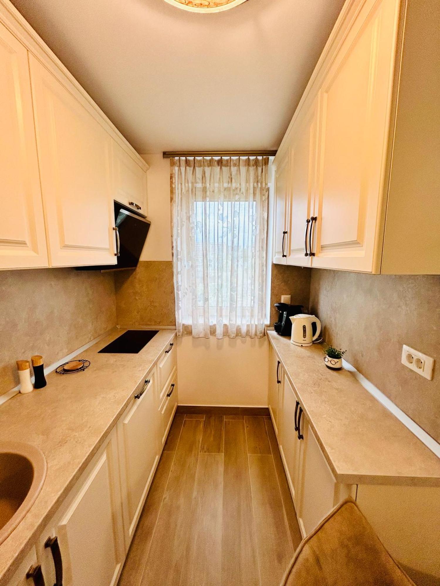 Dis Mamaia Nord Apartment Constanta Luaran gambar