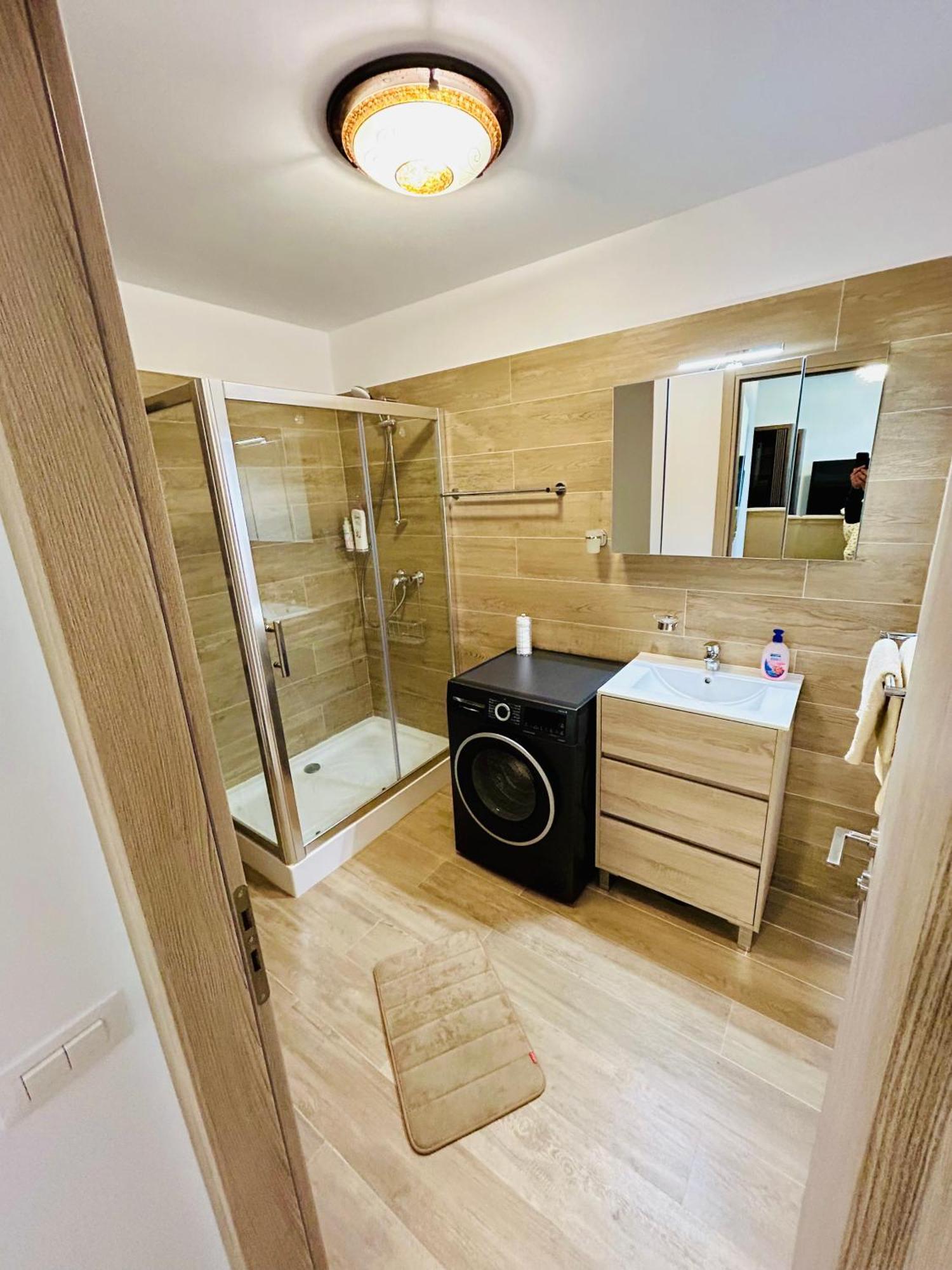Dis Mamaia Nord Apartment Constanta Luaran gambar