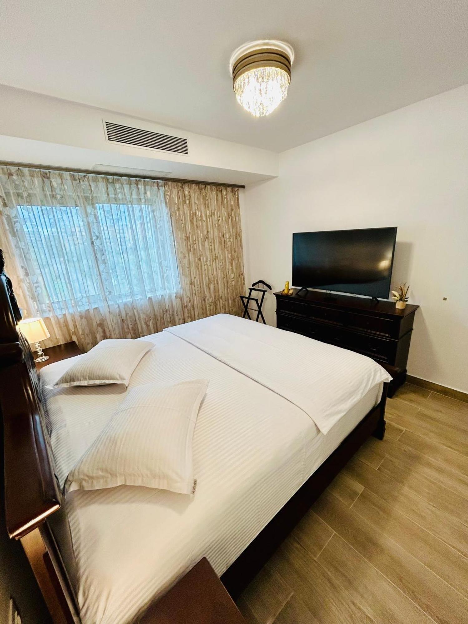 Dis Mamaia Nord Apartment Constanta Luaran gambar