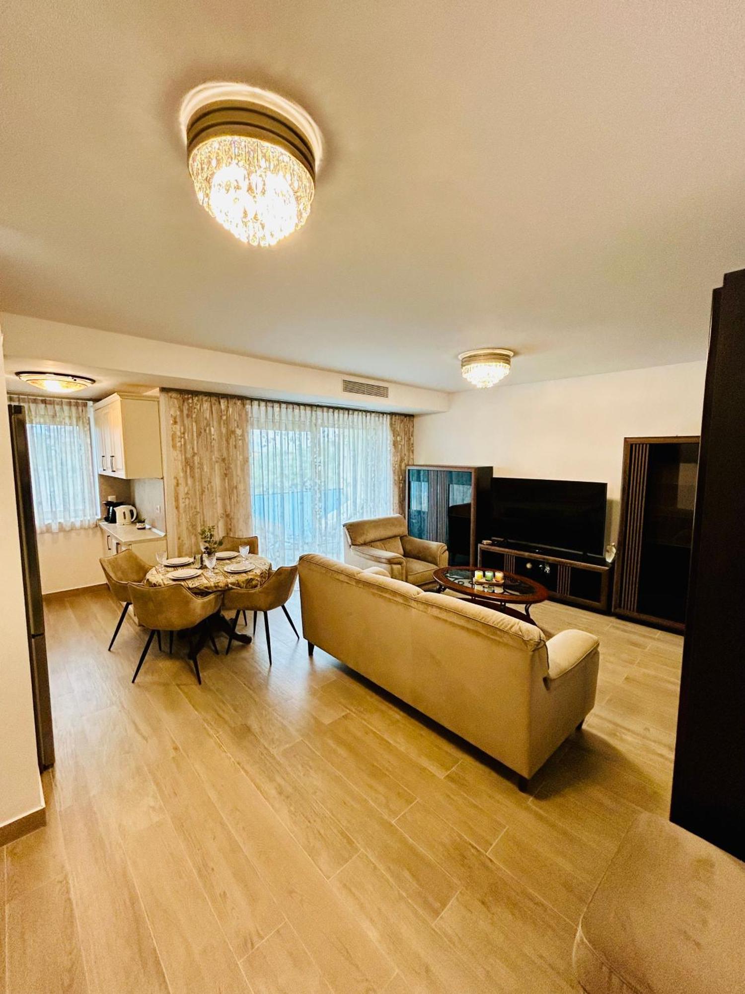 Dis Mamaia Nord Apartment Constanta Luaran gambar