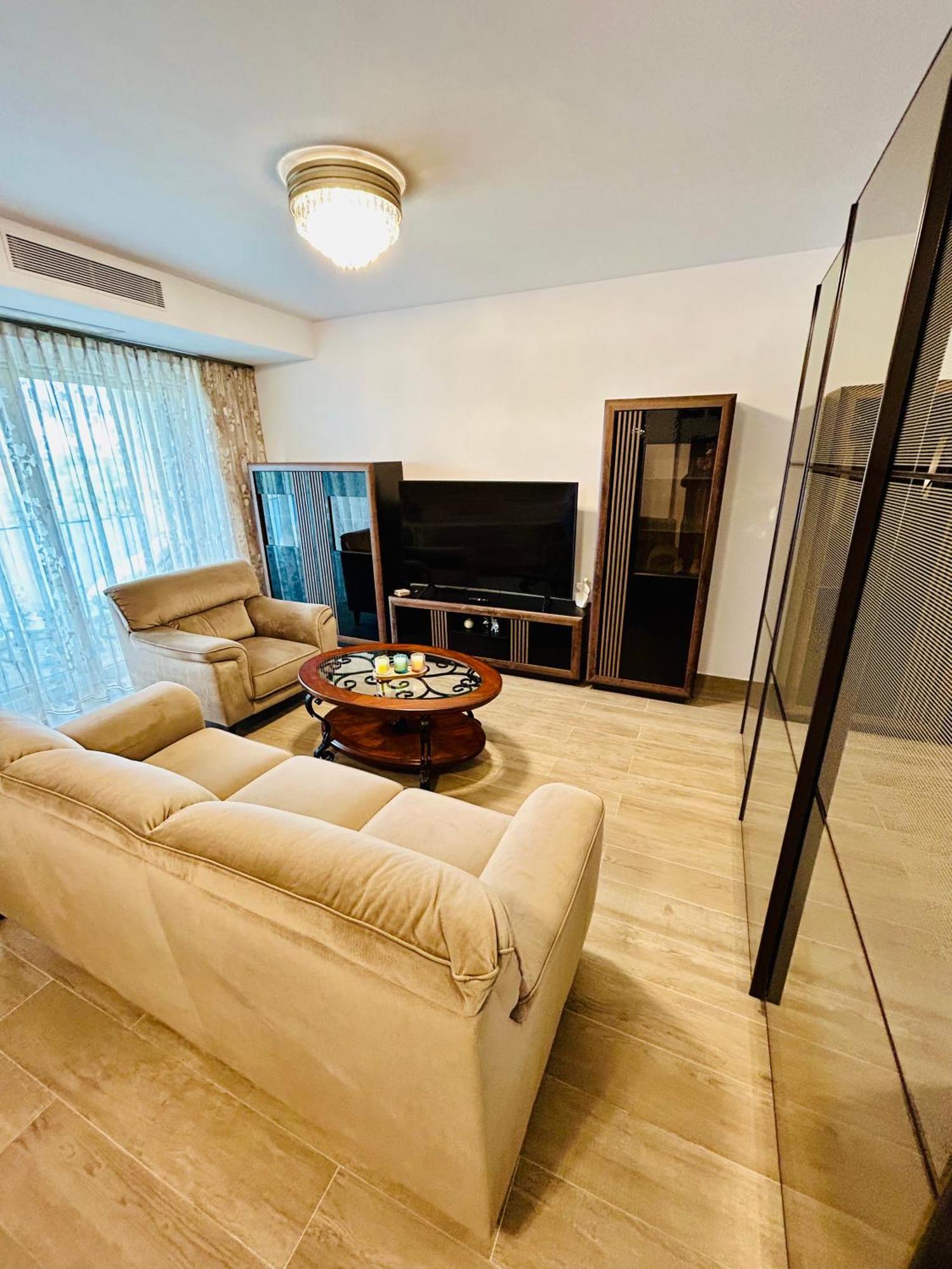 Dis Mamaia Nord Apartment Constanta Luaran gambar