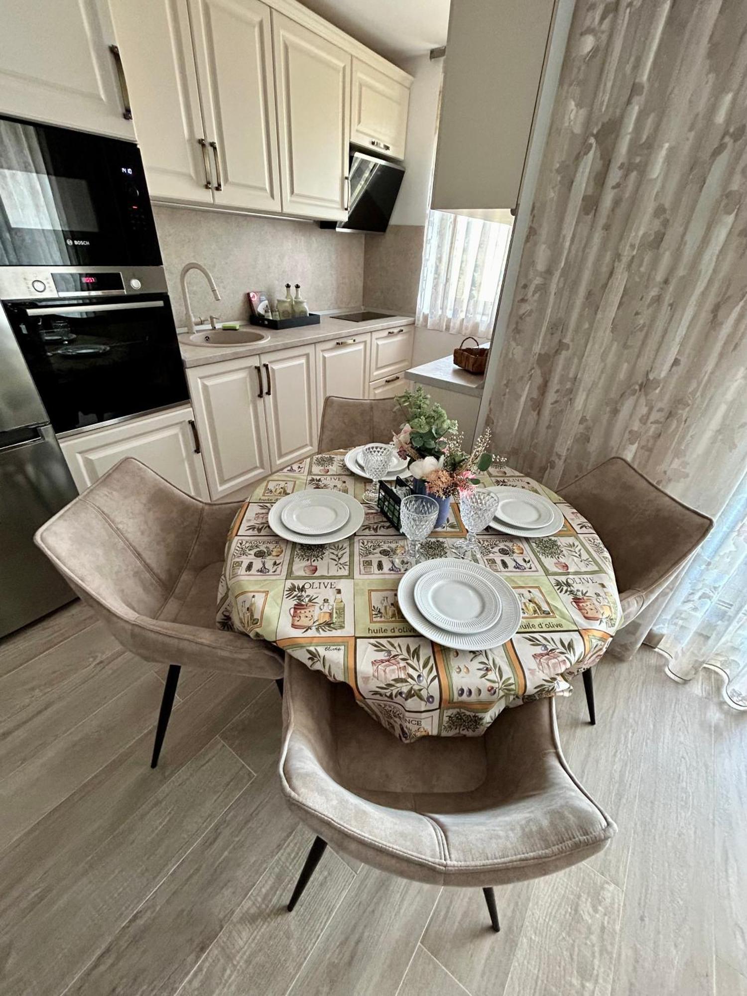 Dis Mamaia Nord Apartment Constanta Luaran gambar
